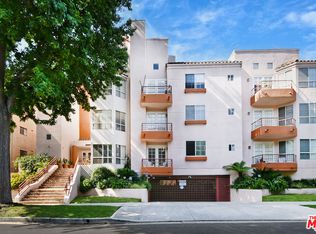 14570 Benefit St UNIT 202, Sherman Oaks, CA 91403