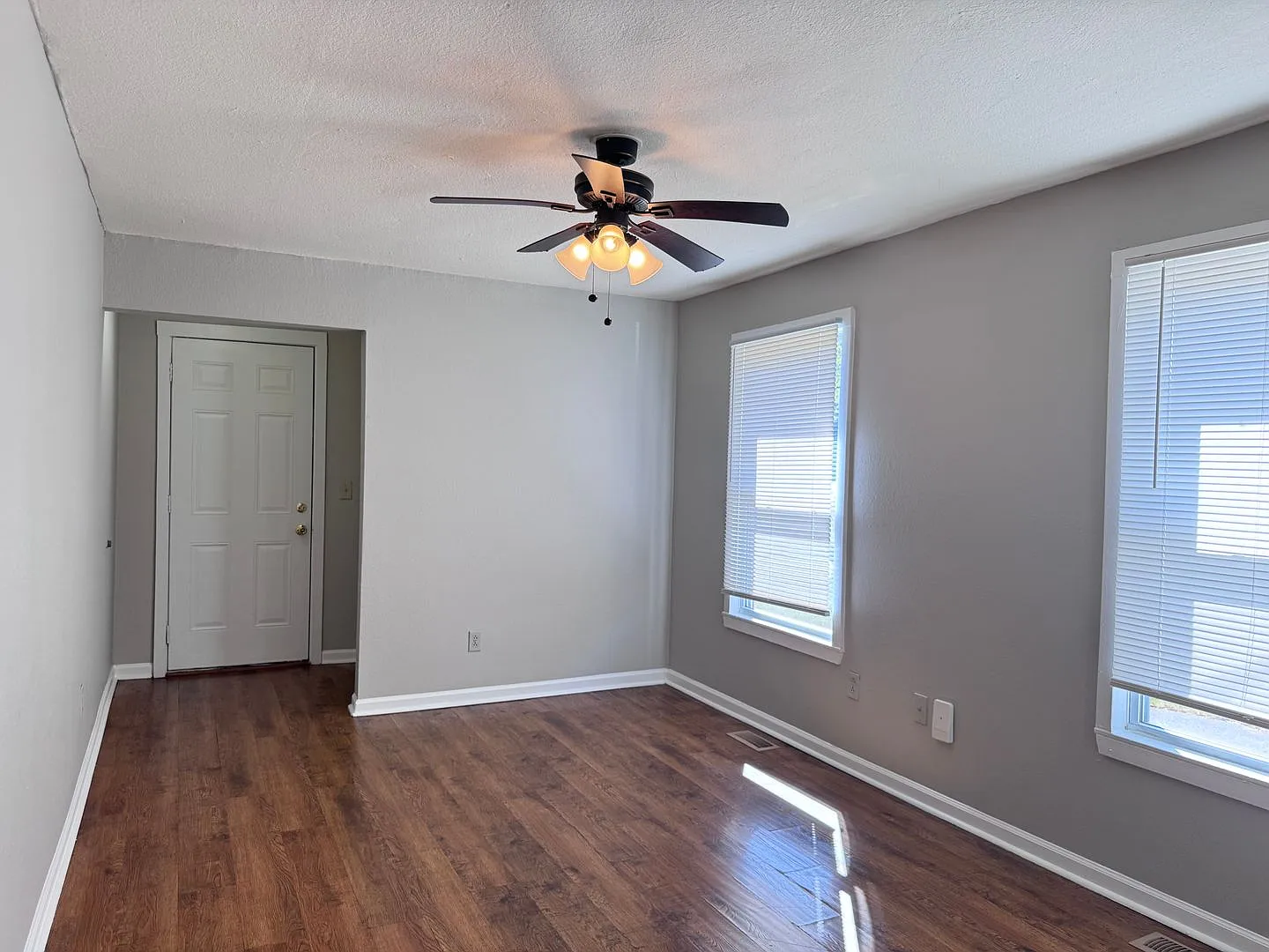 Conveniently Located 3 Bedroom 1 Bath Home with Carport! — Photo 2