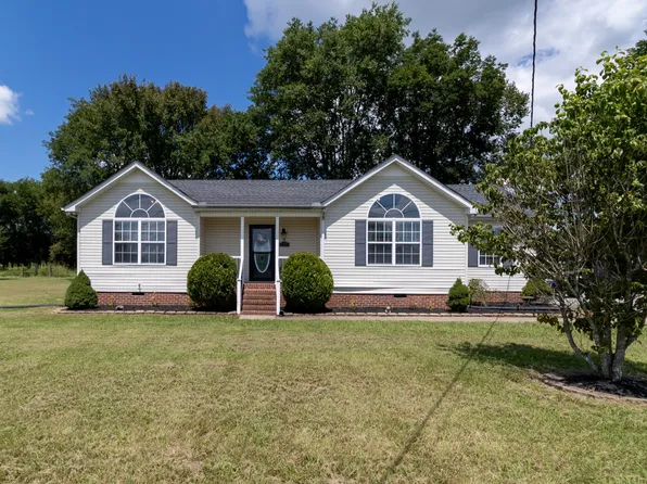 107 Conquest Ct, Unionville, TN 37180