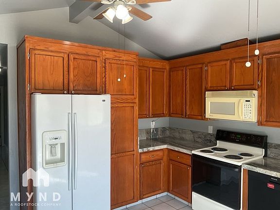 5th image of 16640 Lone Hill Dr