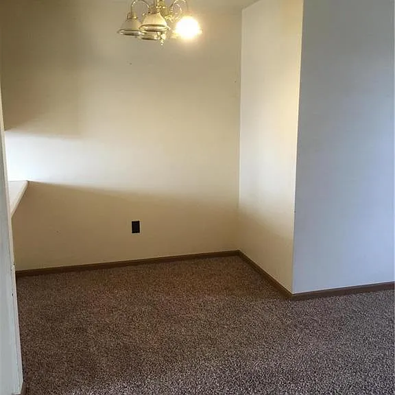1322 Virginia Ave — Photo 6