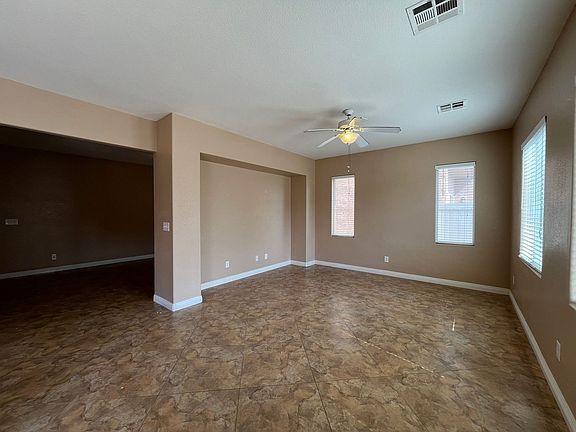 3rd image of 8988 Winchester Ridge St