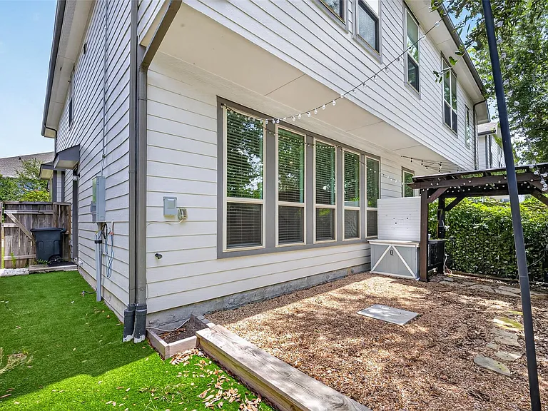 4743 Glen Isle Dr — Photo 45