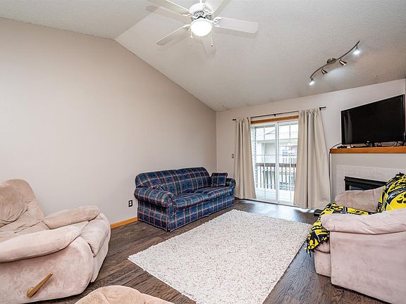 2nd image of 110 Cherry Ct APT 6