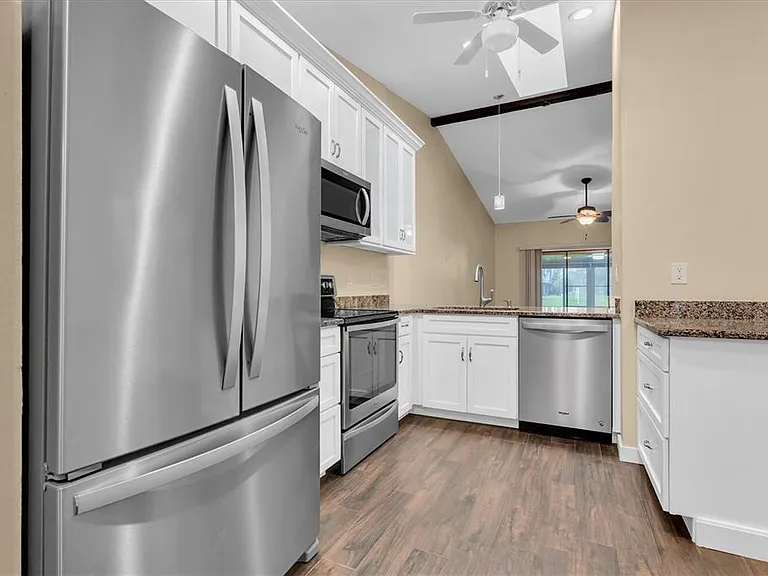 3203 Charter Club Dr #B — Photo 14