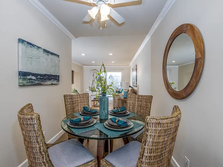 Quail Hill Apartments — Photo 40