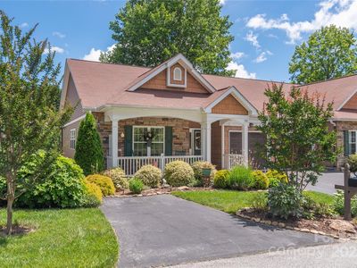 190 Shaws Creek Farm Rd, Laurel Park, NC, 28739