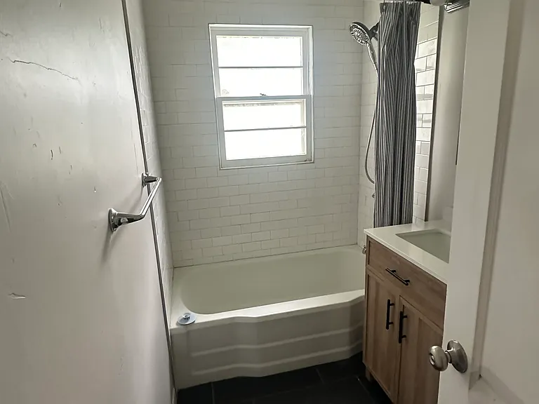 5103 N Beaver Ave — Photo 14