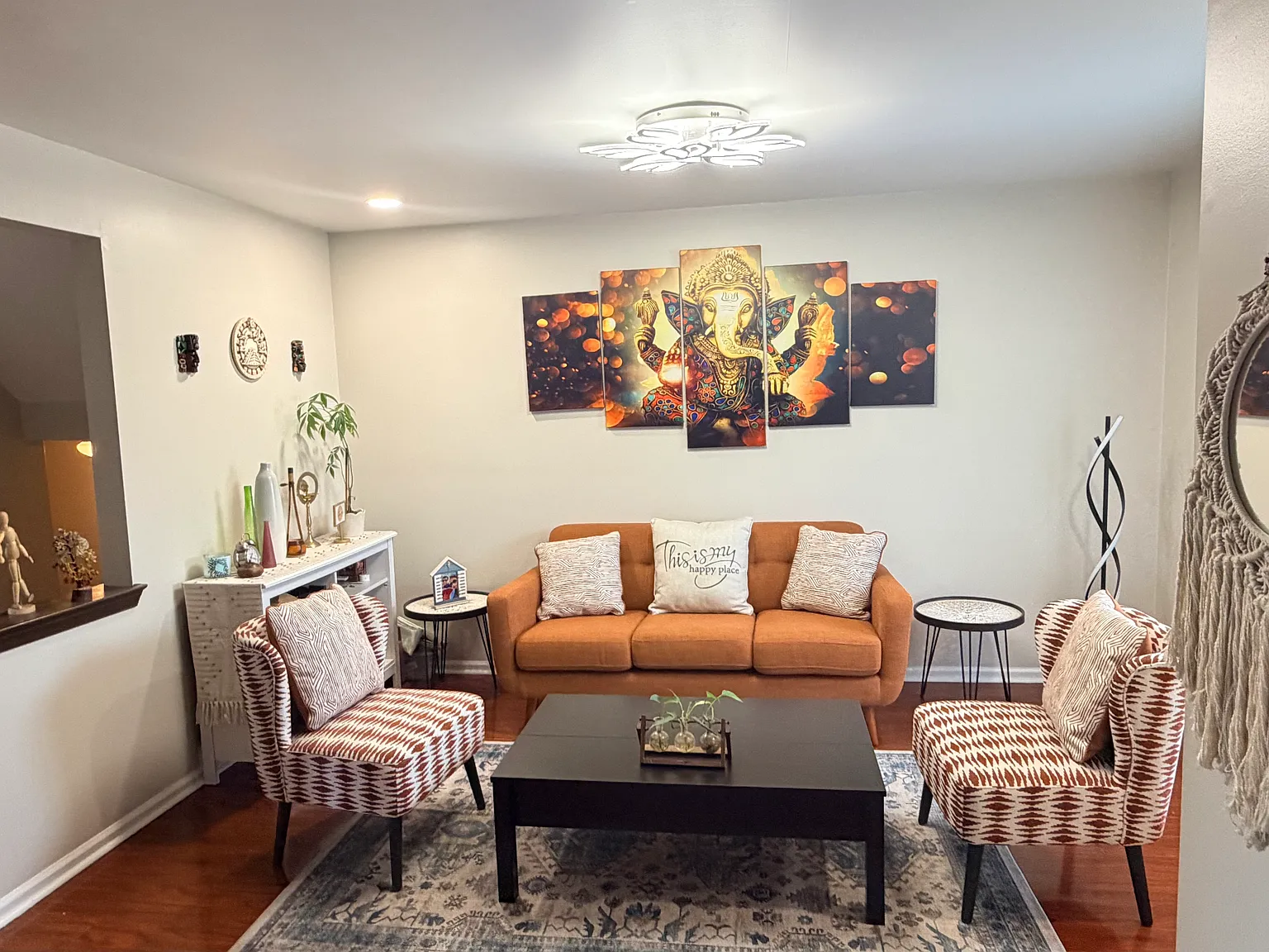 3 bed, 2.5 bath, 1912 sqft, $3,500 — Photo 2