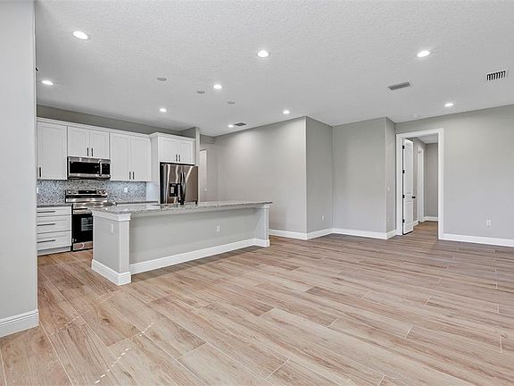 5th image of 13875 SE 53RD TERRACE