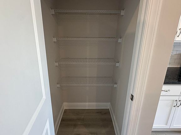 4th image of 4011 Jane Lane #11b