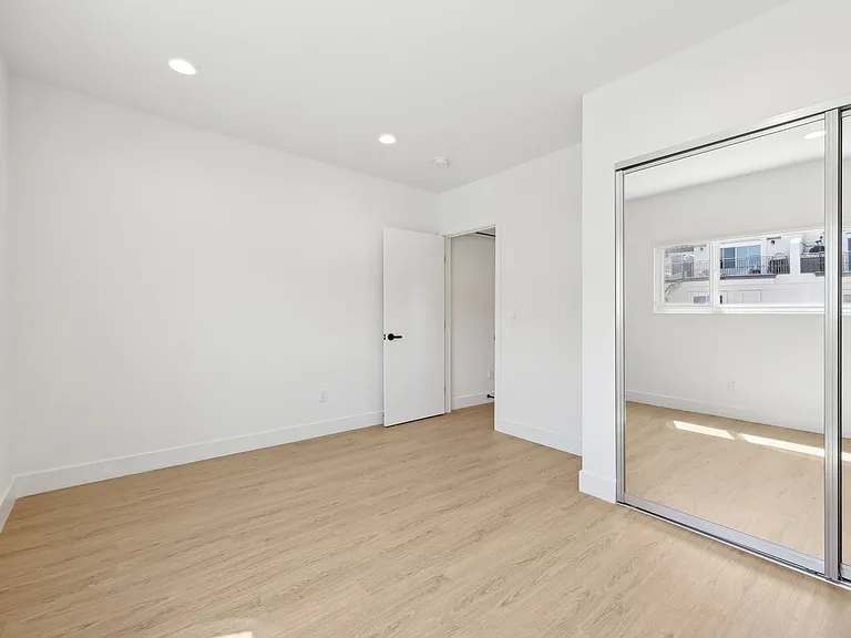 Sea Skiff Apartments Best Ocean View in Hermosa Beach — Photo 22
