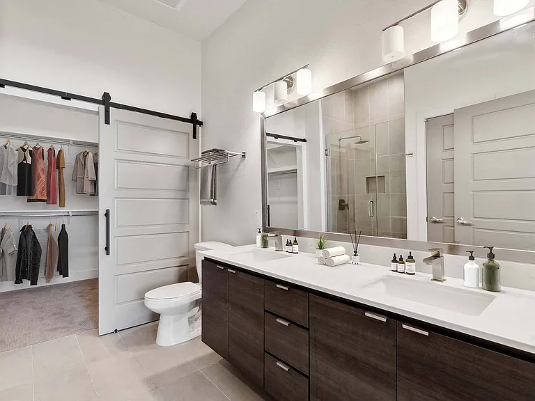 Scottsdale Grand — Photo 5