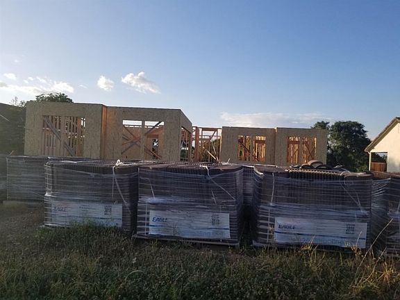 2nd image of 9 Chukar Dr