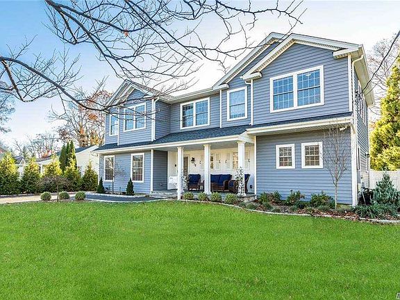 2nd image of 18 Quintuck Ln