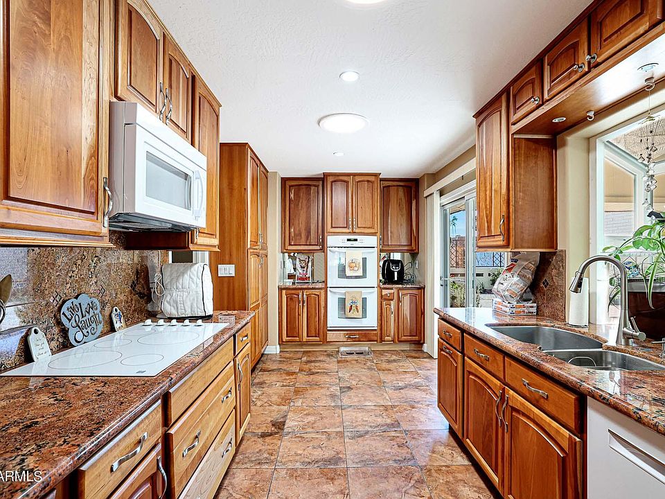 1st image of 10720 W EMERALD Drive