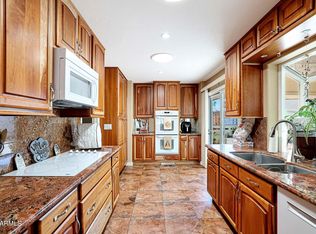 10720 W Emerald Dr, Sun City, AZ 85351