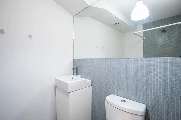 Rented by Nooklyn NYC LLC | media 39