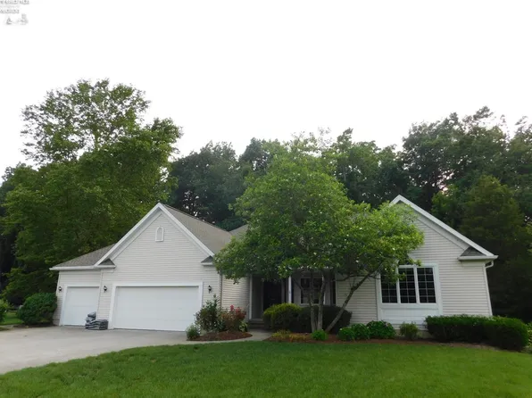 78 Ridgeview Cir, Milan, OH 44846