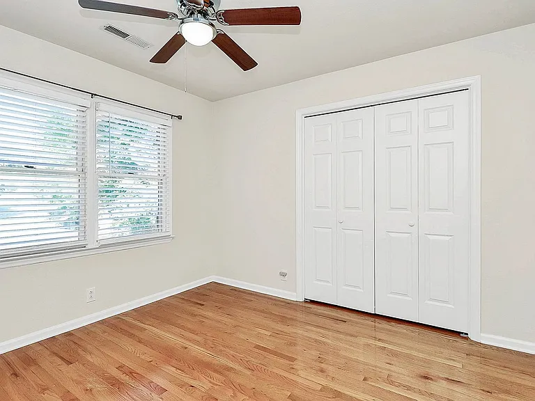 500 River Oaks Ln — Photo 19
