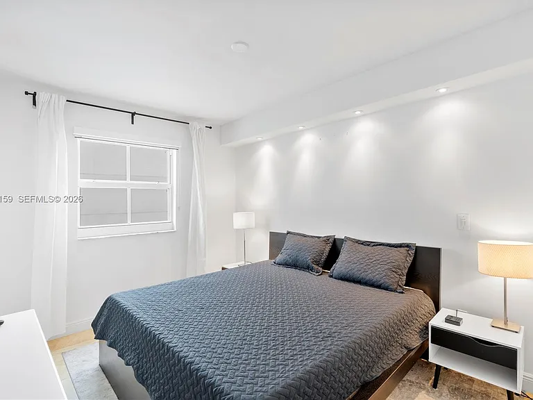 185 SE 14th Ter #2602 — Photo 11