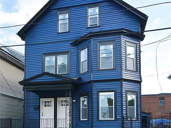 2nd image of 135-137 Superior St