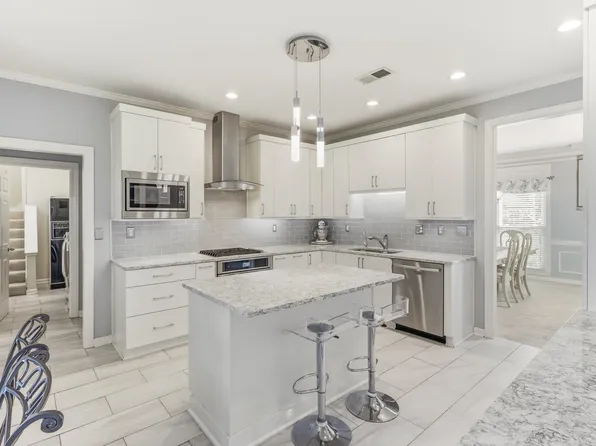2053 Johnson Rd, Germantown, TN 38139
