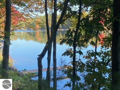 14 Tibbets Lake Ln, Traverse City, MI, 49696