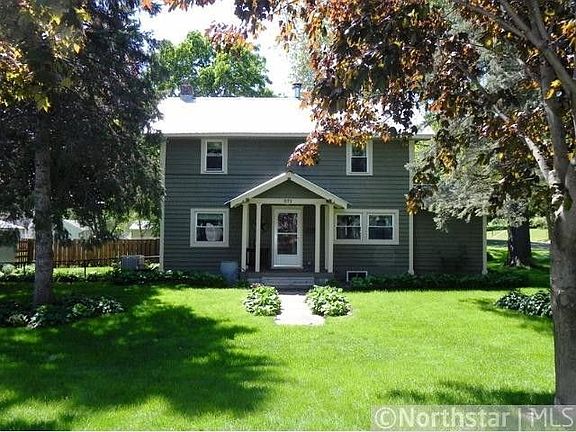 2nd image of 571 1st Ave N