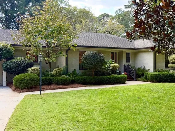 1340 Peachtree Battle Ave NW, Atlanta, GA 30327