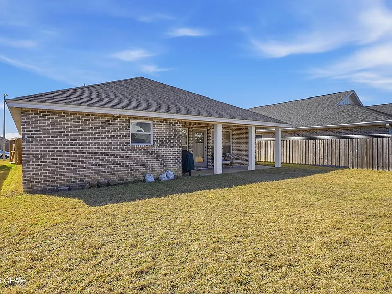 38100 Heartwood St — Photo 29