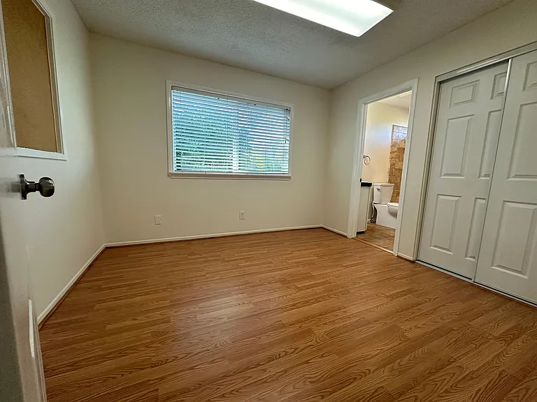 10462 Sierra Cir — Photo 22