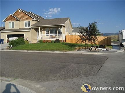 1st image of 615 Nova Dr