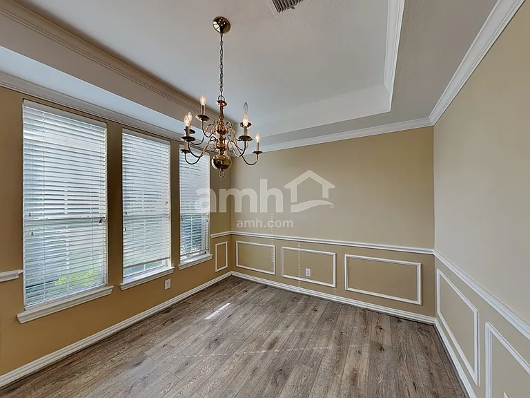 901 Muirfield Rd — Photo 6