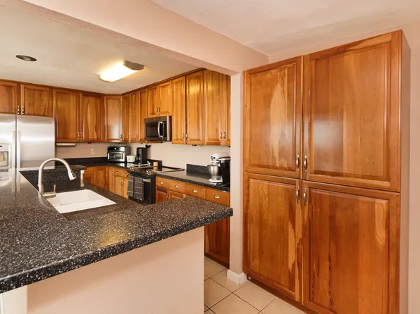 31 Olena St, Hilo, HI 96720