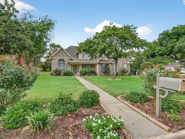 513 Wallace St, Whitewright, TX 75491