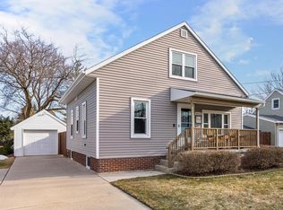 4010 Broadway St, Manitowoc, WI 54220