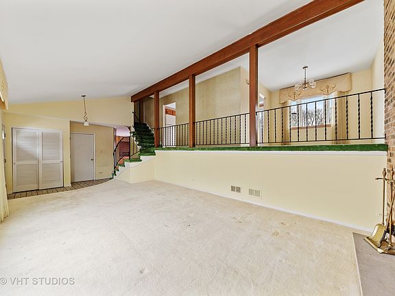 3rd image of 1428 S Highland Ave