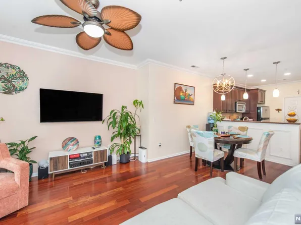 1308 Hamilton St, Belleville, NJ 07109