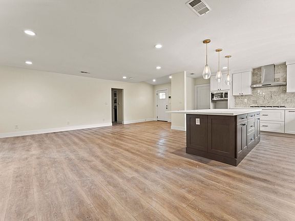 2nd image of 9361 Murline Dr