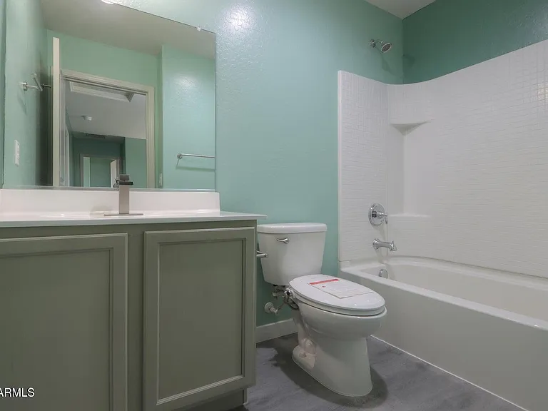 4722 S 238th Ln — Photo 11