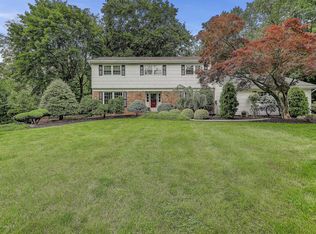 1199 Middletown Lincroft Rd, Middletown, NJ 07748