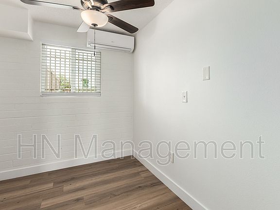 5th image of 3319 N 32nd St APT 2