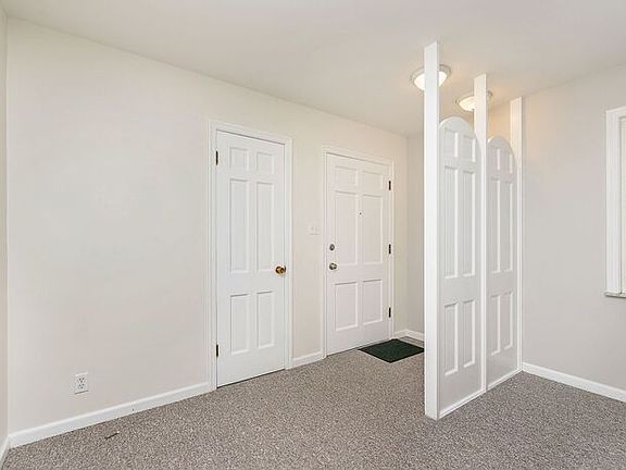 3rd image of 5801 W 25th St APT 1