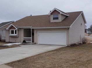 2663 Parkhill Dr, Norfolk, NE 68701