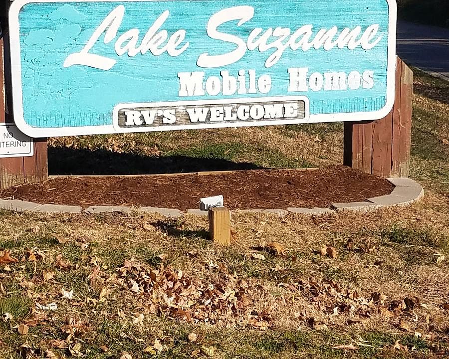 Lot Located in Lake Suzanne MH Park