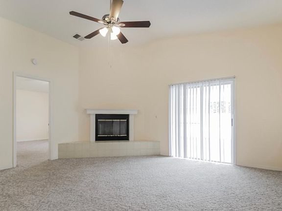4th image of 4851 Flamingo Ct