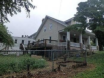 3rd image of 2067 Liberty Grove Rd
