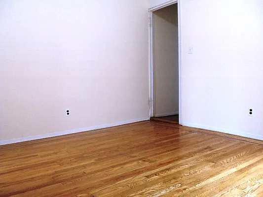 Rented by City Connections Realty | media 37