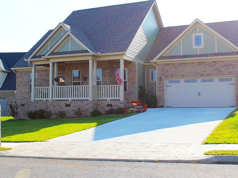 1st image of 128 Fawn Hill Ln NW #13